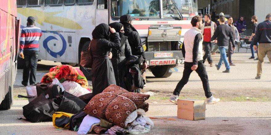'İdlib'de çatışmalar sürerse iki milyon kişi Türkiye sınırına akın edebilir'
