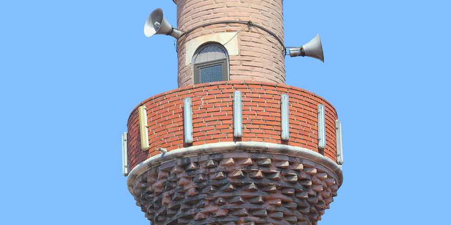 Trabzon'da cami hoparlörlerinden sel ve heyelan uyarısı