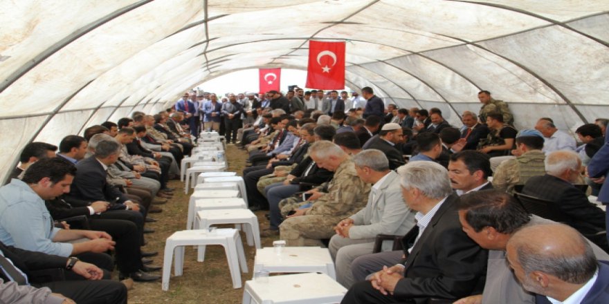 Hatay'da şehit olan asker son yolculuğuna uğurlandı