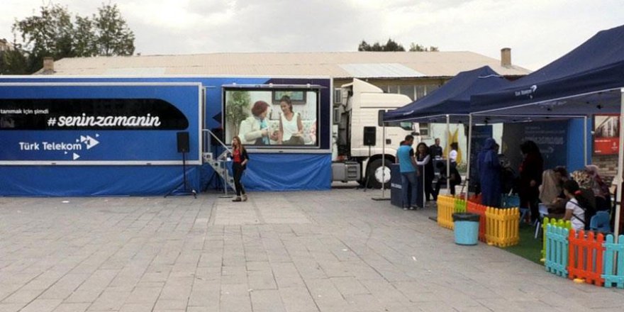 Teknoloji eğitimi veren gezici tır Elazığ'da