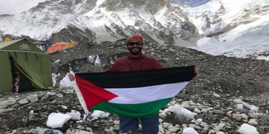 Filistinli genç tek bacağıyla Everest’e çıktı