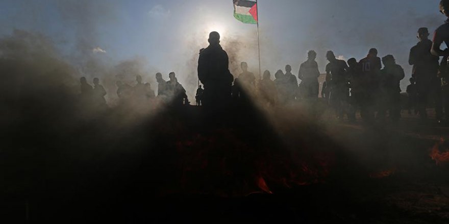 Filistinliler sürgüne karşı yürüyor