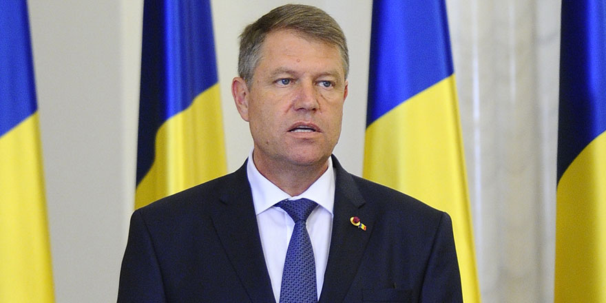 Romanya'da Kudüs krizi, cumhurbaşkanı başbakanın istifasını istedi