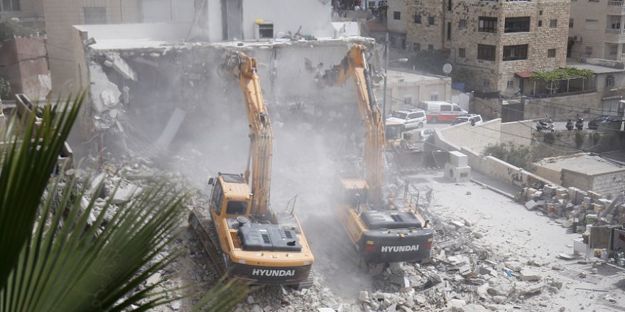 Yıkılası İsrail, Batı Şeria'da Filistinlilerin evini yıktı