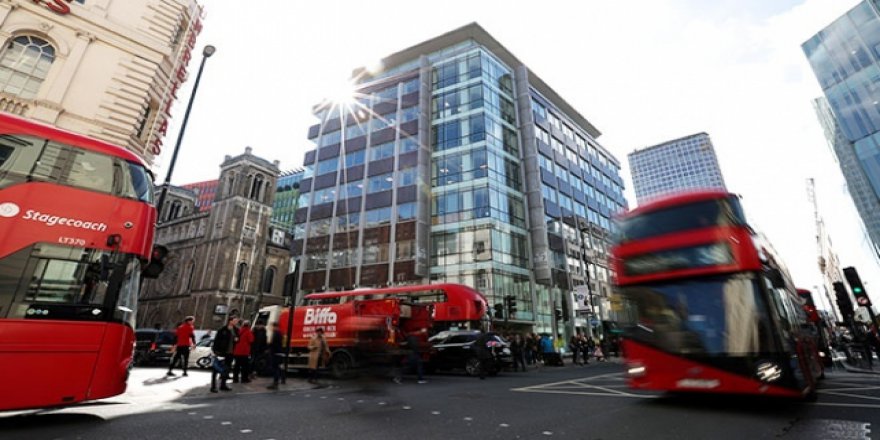 Skandalların merkezi Cambridge Analytica kapanıyor