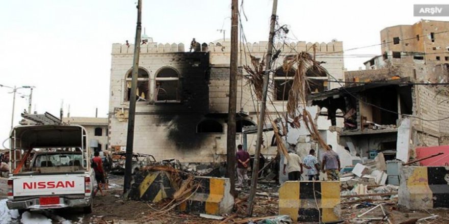 Yemen'de bombalı saldırı: 6 ölü