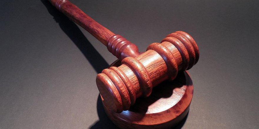 7 Müslüman 'dışarda namaz kıldığı için' cezalandırdı