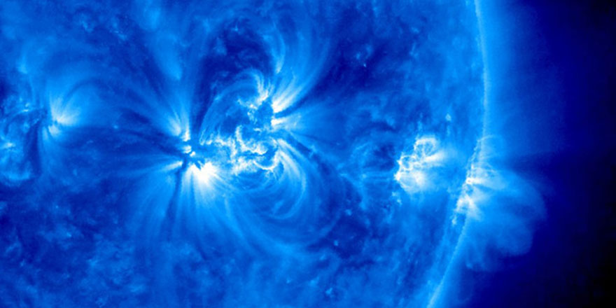 NASA 'Mavi Güneş'i paylaştı