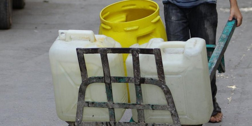 Toprak kayması yüzünden 6 mahalle susuz kaldı