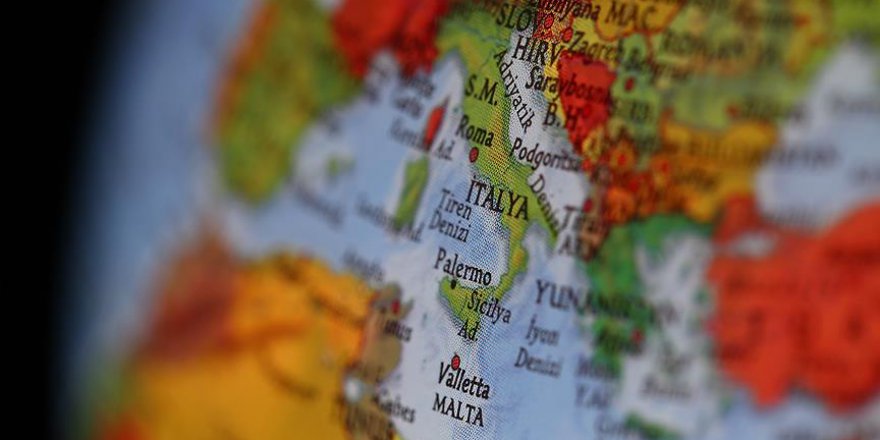 İtalyanlar erken seçim istiyor