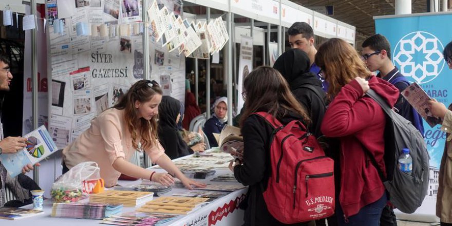 Sirkeci Garı'nda dergi fuarı