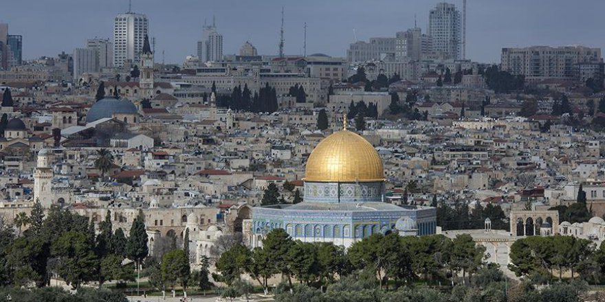 Gençler Kudüs yolunda