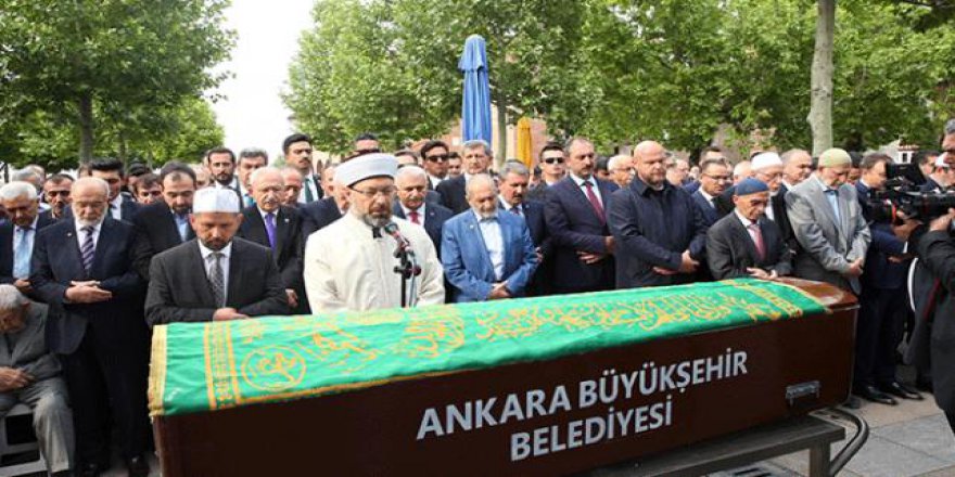 Cevat Ayhan için cenaze namazı kılındı