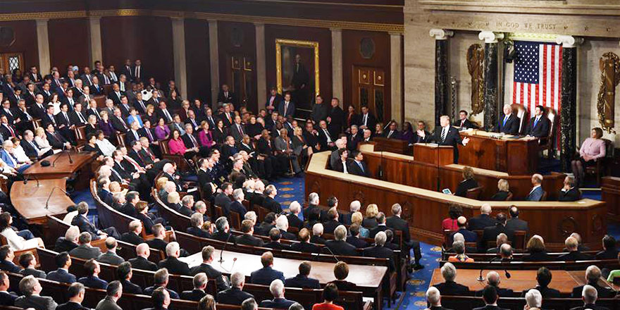 Trump'ın hedef gösterdiği başörtülü vekilin güvenliği Kongre gündeminde