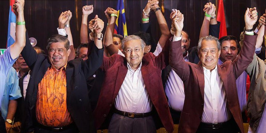 Malezya seçimlerinde Mahatir zaferini ilan etti