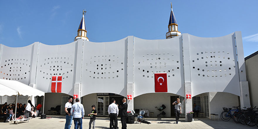 Danimarka Ayasofya Camii'ni açtı, gözler Türkiye'de