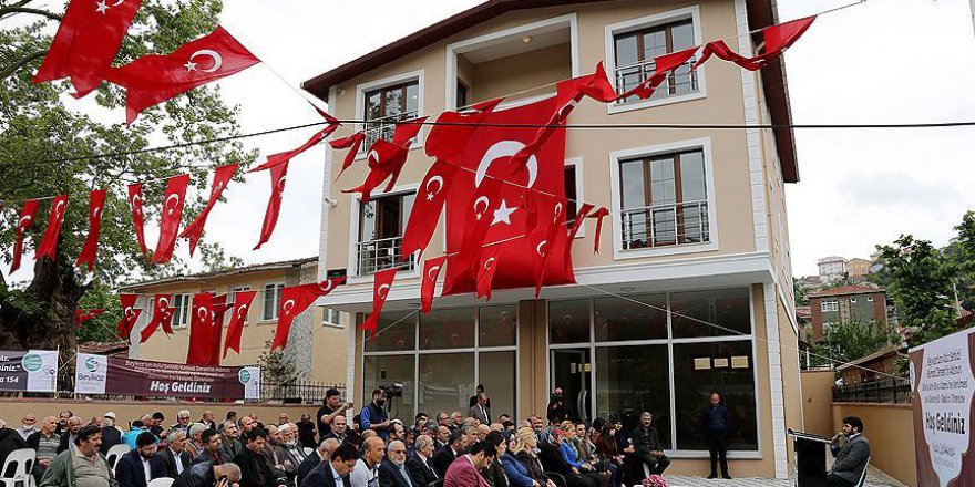 Belediyeden şehit ailesine ev