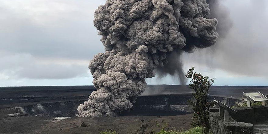 Lavlar 61 metreye kadar çıktı
