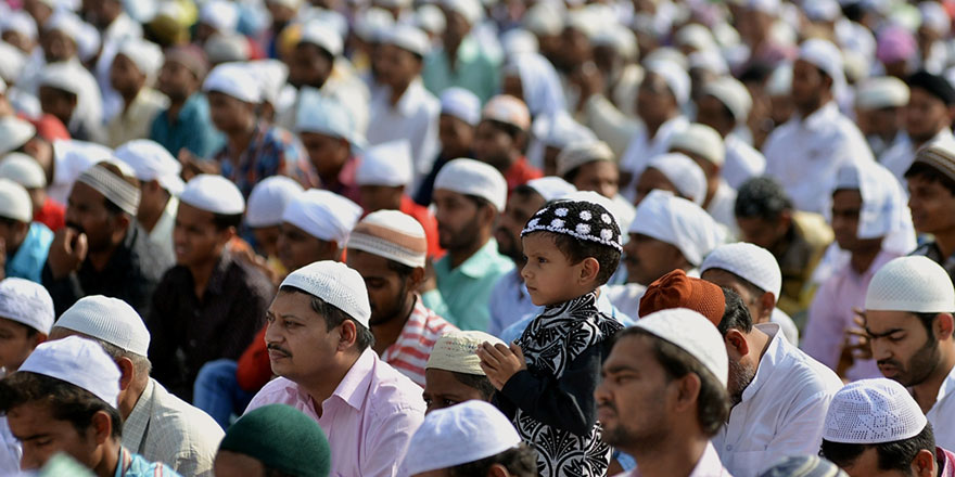 Başka din mensuplarına en müsamahalı kesim Müslümanlar