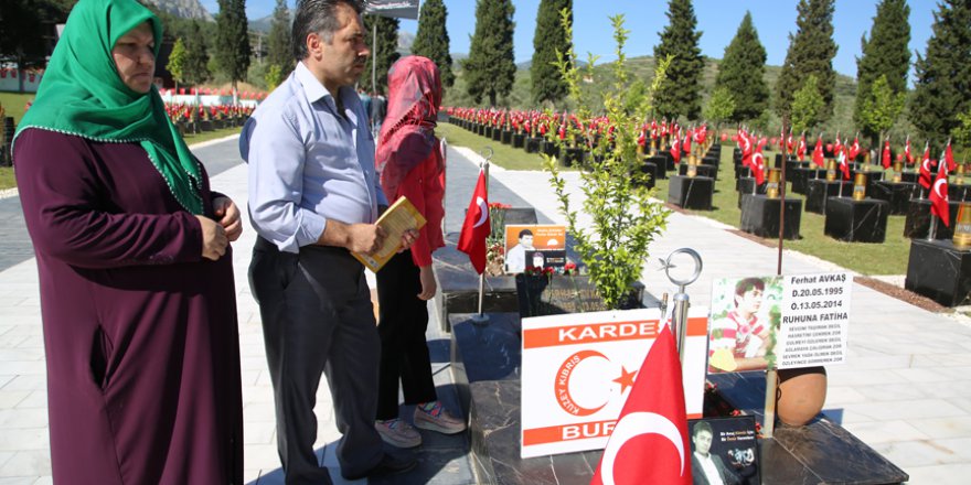 Soma şehitleri kazanın yıl dönümünde anıldı