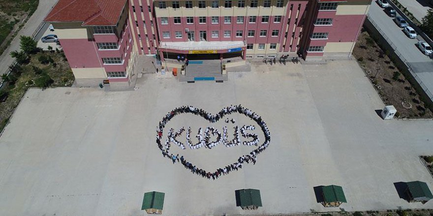 İmam Hatip Lisesi öğrencilerinden 'Kudüs' kareografisi