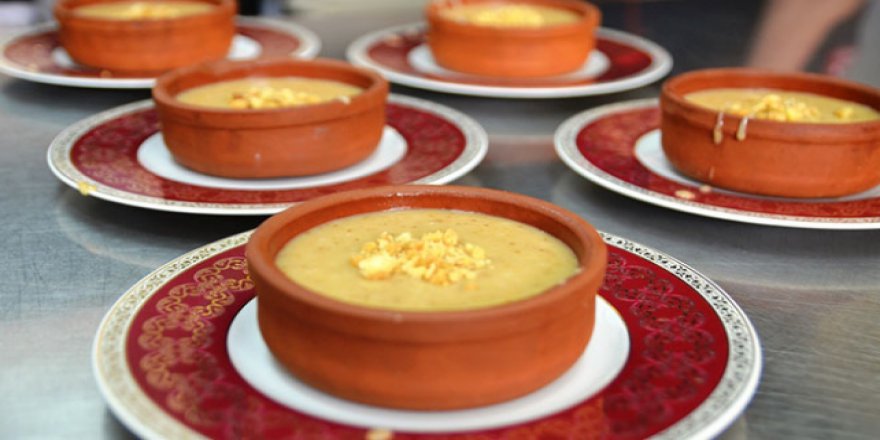 Kütahya'da iftar sofraları yöresel tatlı ile şenleniyor