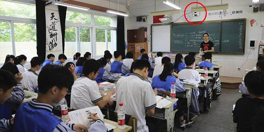 Çin usulü tedbir: Dersi dinlemeyen öğrenci yandı