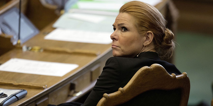 'Oruç için izin alınsın' diyen bakana tepki yağıyor