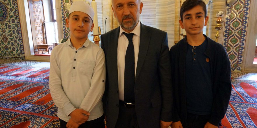 Selimiye'nin genç hafızları mukabele geleneğini sürdürüyor