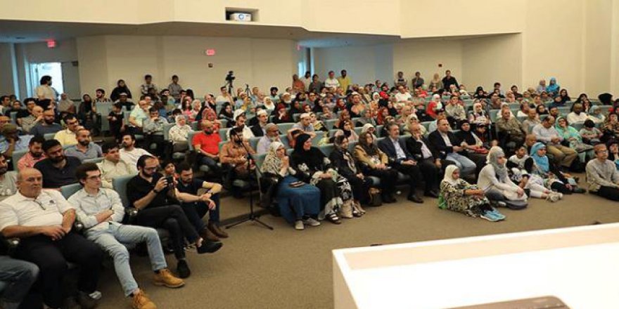 Amerikalı Müslümanlar Diyanet Merkezi'nin iftarında buluştu