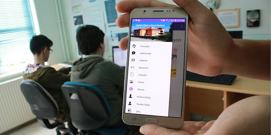 Okulları için mobil uygulama geliştirdiler