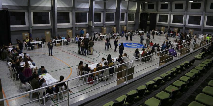 Kolombiya, devlet başkanını ikinci turda belirleyecek