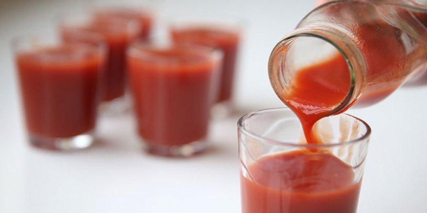 Oruçlulara domates suyu tavsiyesi