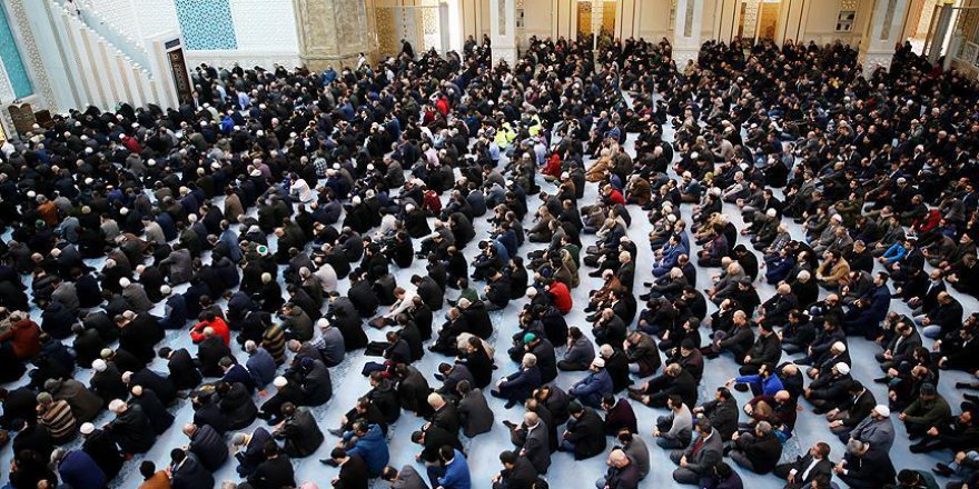 Cuma Hutbesi'nin konusu: Faiz