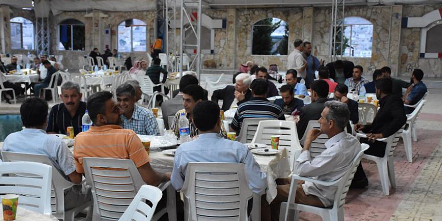 Afrin'de Arap, Kürt ve Türkmen aşiretler kardeşlik iftarında buluştu