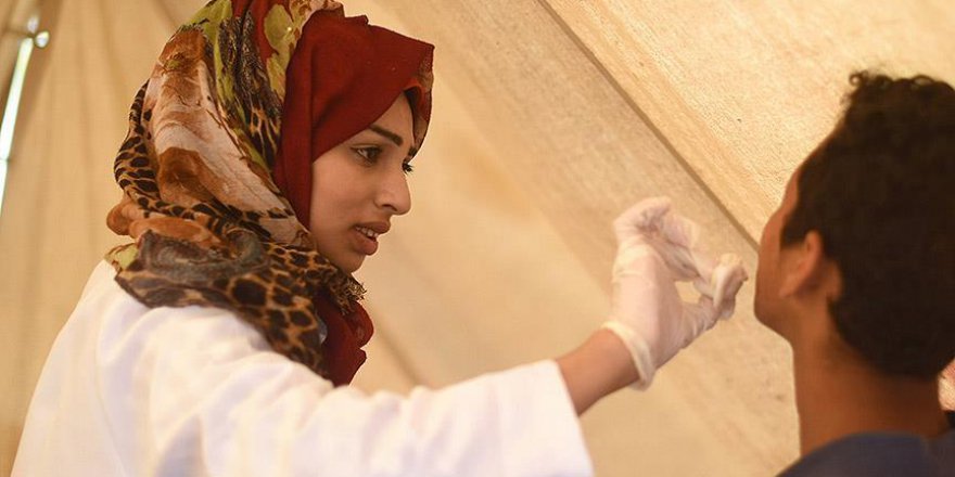 Binlerce Gazzeli Rezzan Hemşire için sokaklardaydı