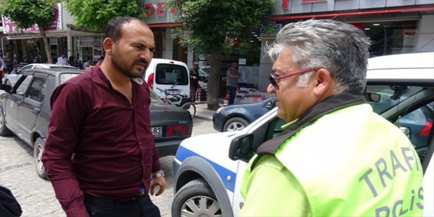 Protez ellerle ve ehliyetsiz araç kullanan sürücüye ceza