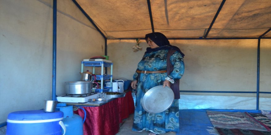 Mevsimlik tarım işçilerinin Ramazan'ı tarlada geçiyor