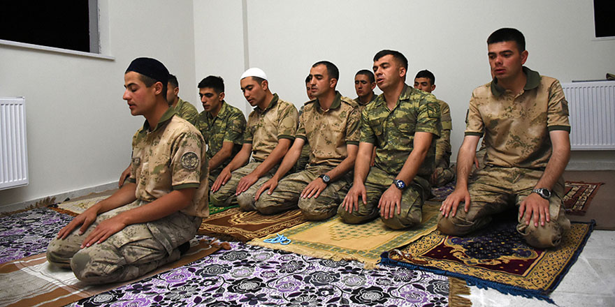 Komandoların Kadir Gecesi duası