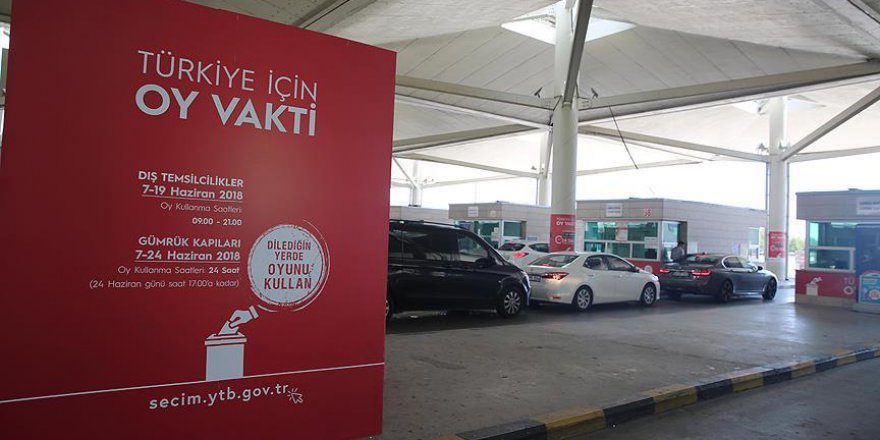 Gümrük ve sınır kapılarında oy verme işlemi devam ediyor