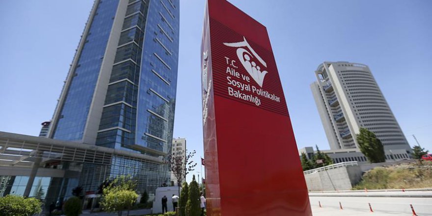 Aile ve Sosyal Politikalar Bakanlığı 9 bin çocuğa yardım eli uzattı