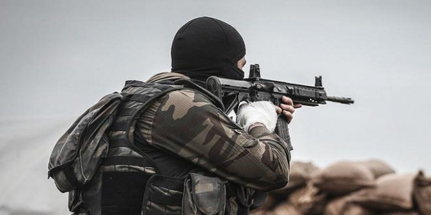 Hakkari'de 1 askerimiz şehit