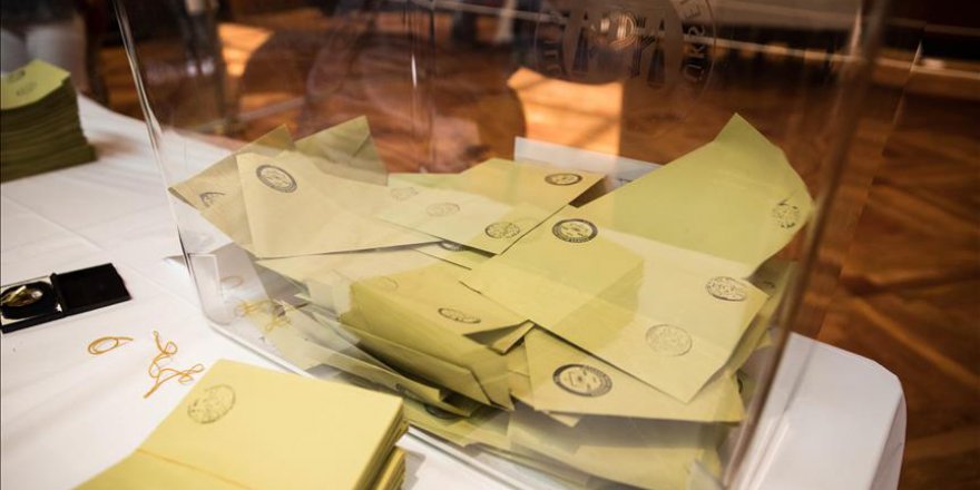 Batı Balkanlar'daki Türk seçmen hafta sonu sandığa gidecek