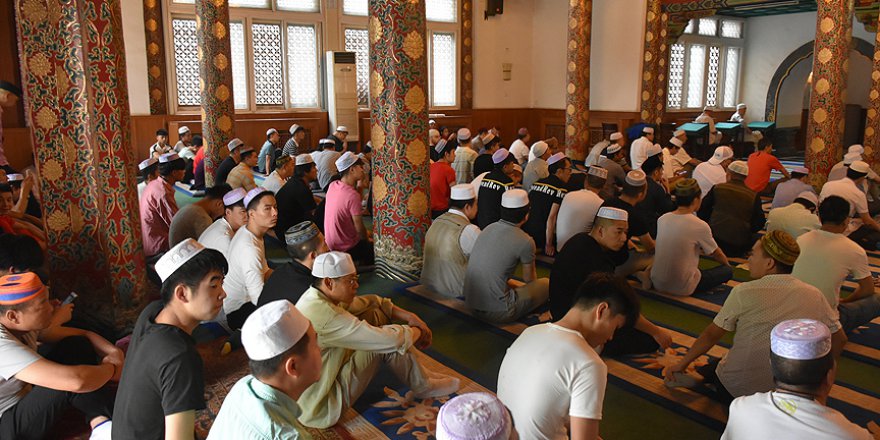 Ramazan Bayramı'na bir gün geç girdiler