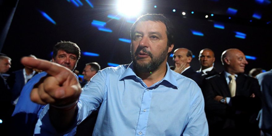 İtalya: "Avrupa'nın paspası değiliz"