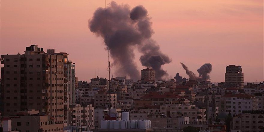 İsrail'e uçurtma yollamanın bedeli hava saldırısı