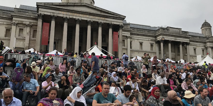 Londralı Müslümanlar Ramazan Bayramı sonrasındaki festivalde buluştu