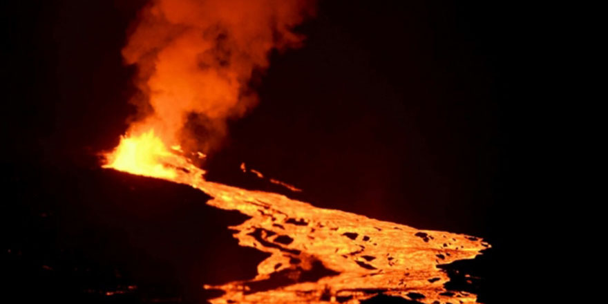 Depremden sonra patladı