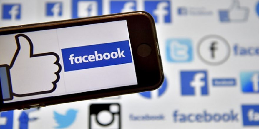 'Facebook telefon mikrofonlarını dinliyor'