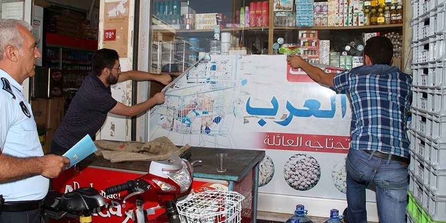 Arapça tabelalar 'yüzde 75' gerekçesiyle söküldü